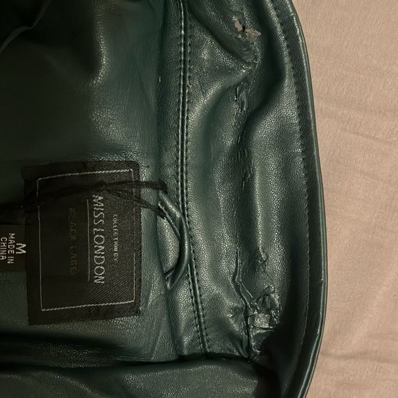 Green leather only worn once - Picture 3 of 3